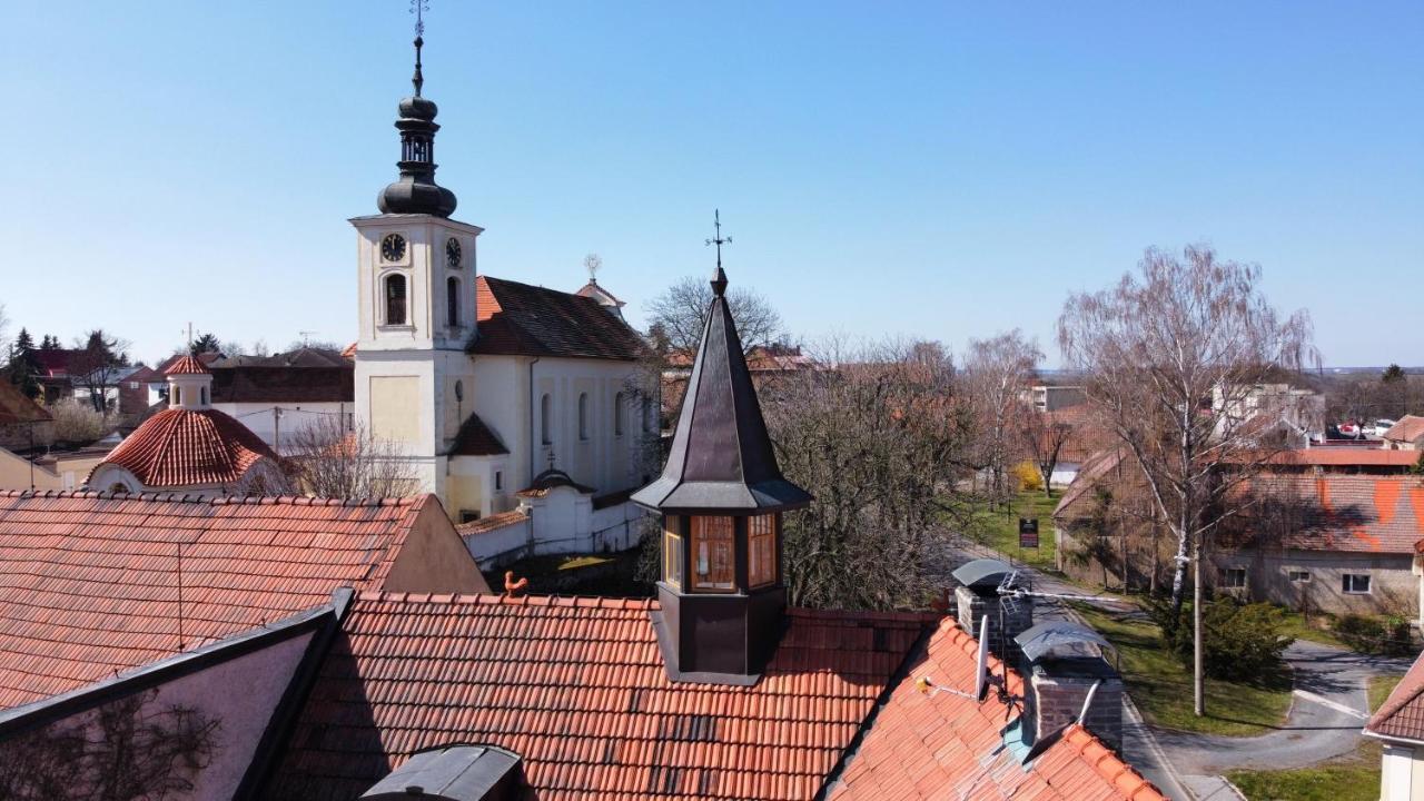 Penzion U Svateho Prokopa Středokluky エクステリア 写真